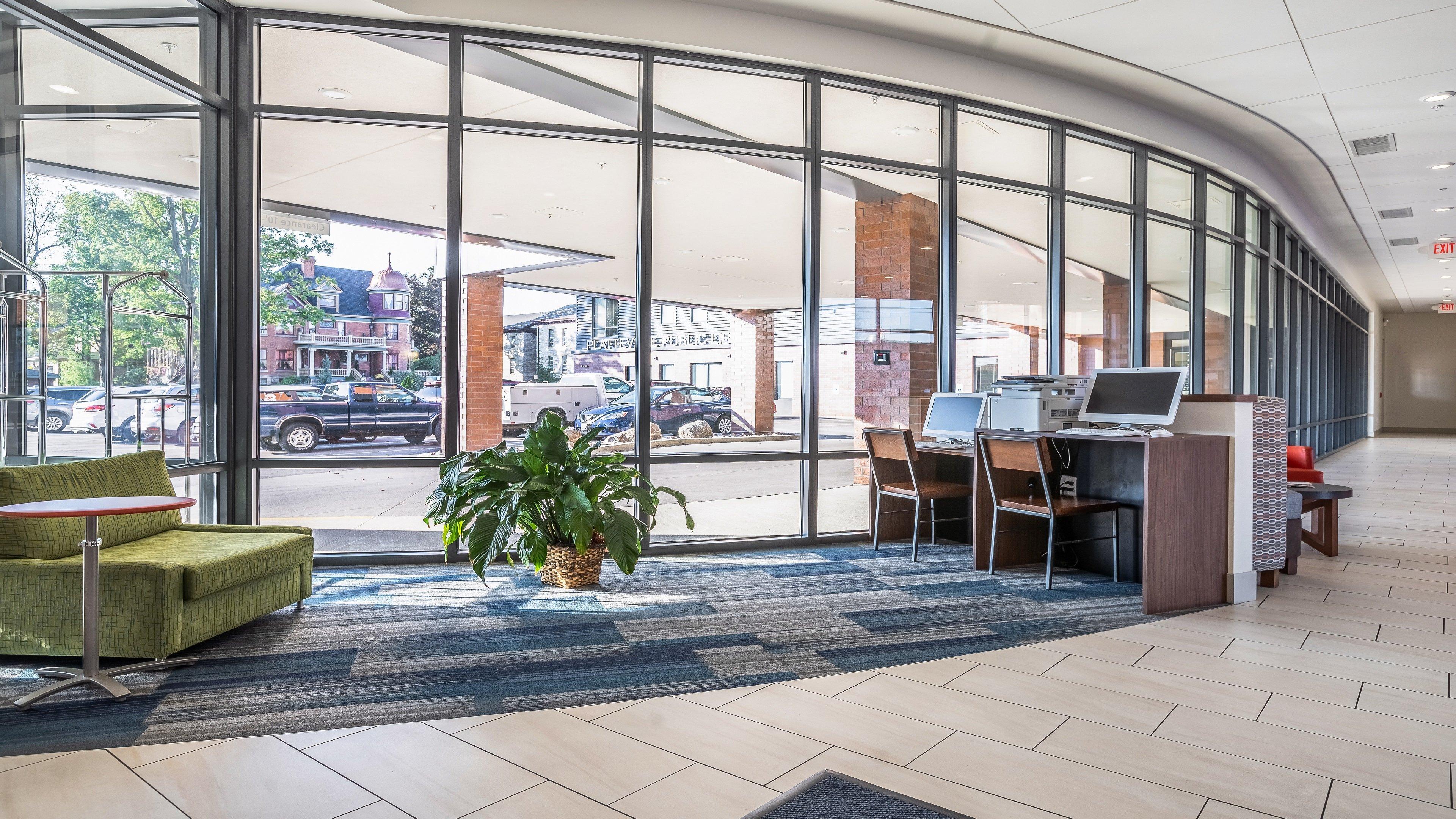 Holiday Inn Express & Suites Platteville By Ihg Esterno foto