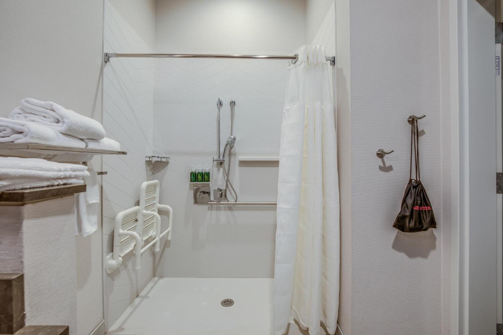 Holiday Inn Express & Suites Platteville By Ihg Esterno foto