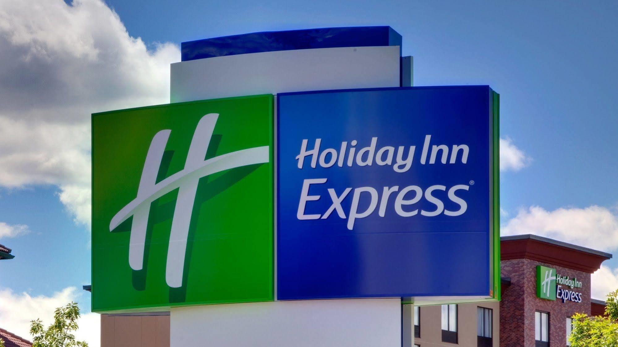 Holiday Inn Express & Suites Platteville By Ihg Esterno foto